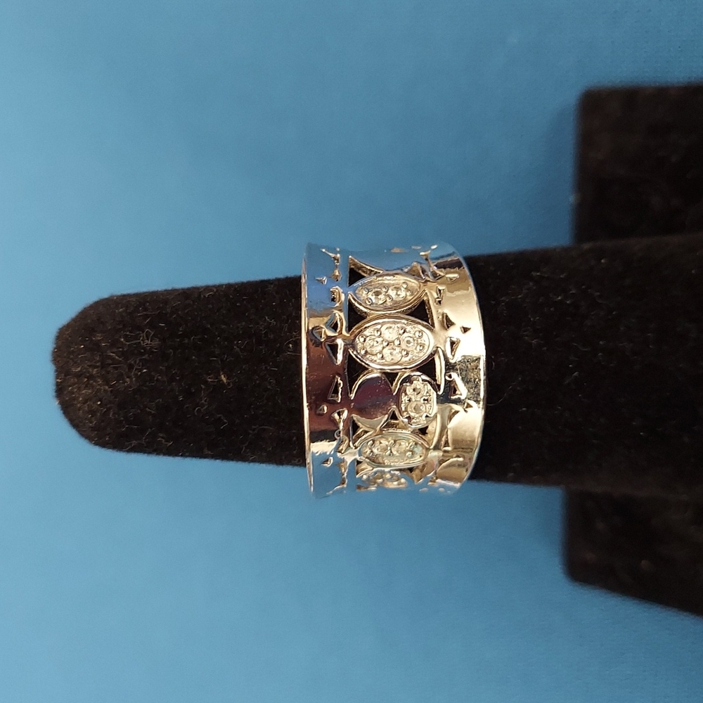 Brilliant Silver Band.  Size 7 1/2